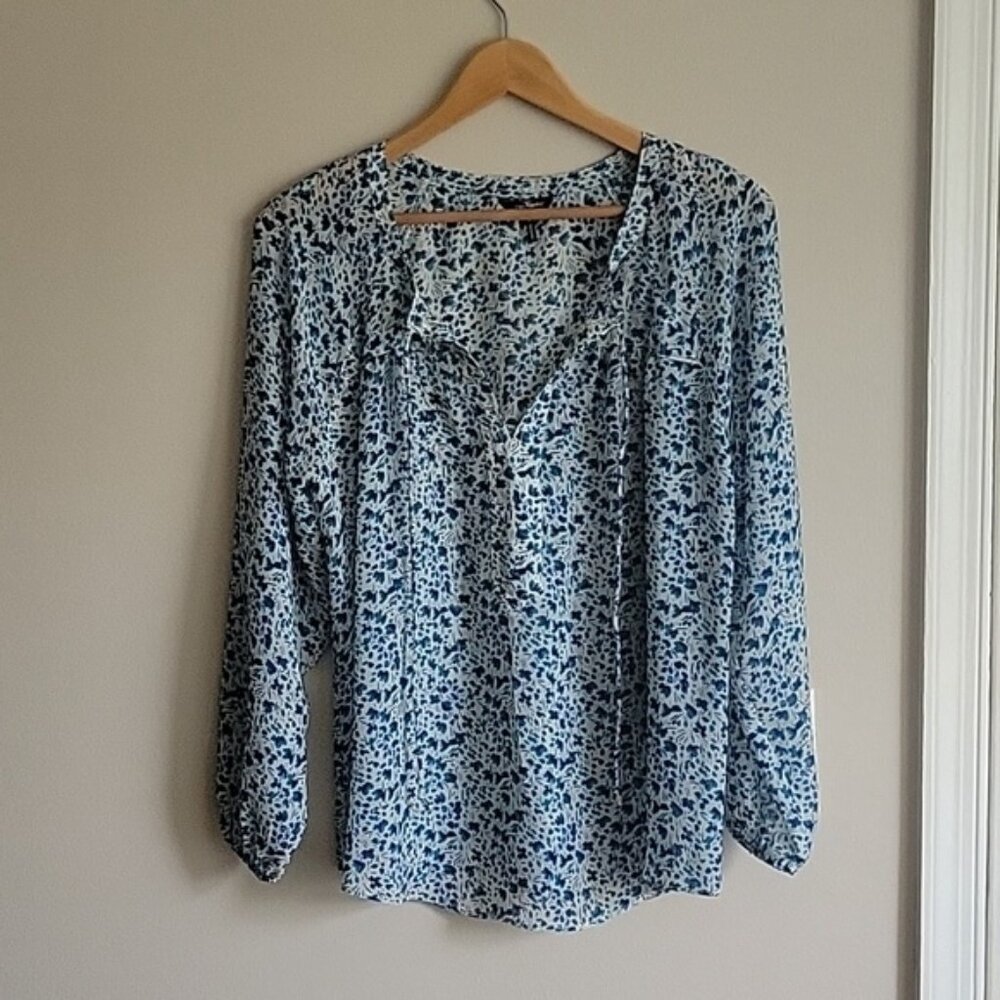 EUC Daisy Fuentes Floral Sheer Peasant Blouse